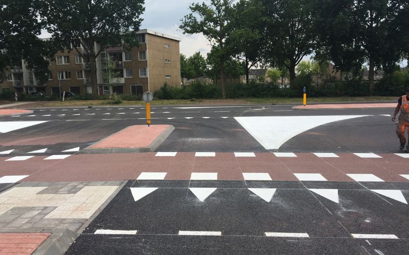 wegmarkeringen aanbrengen